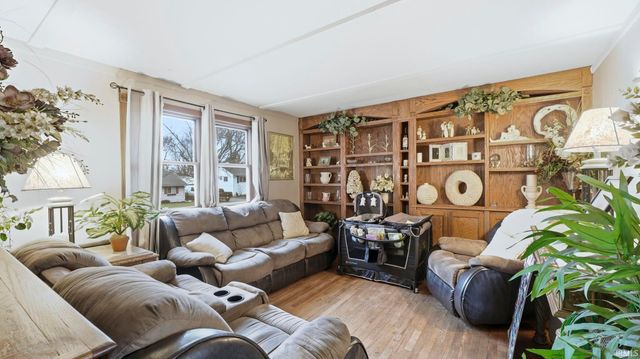 1407 Melbourne Drive, New Haven, IN 46774