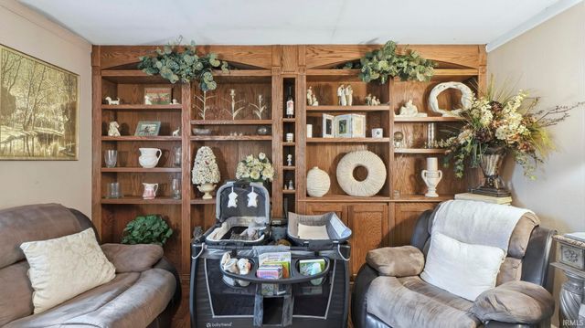 1407 Melbourne Drive, New Haven, IN 46774