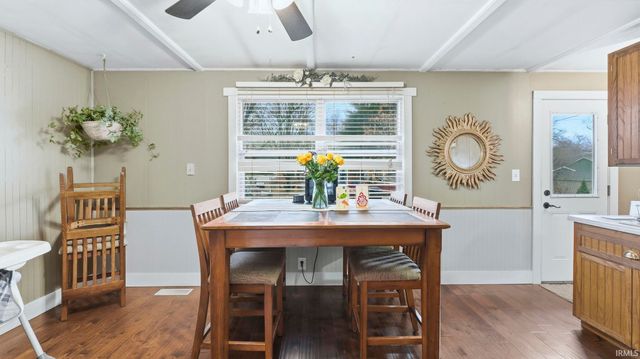 1407 Melbourne Drive, New Haven, IN 46774