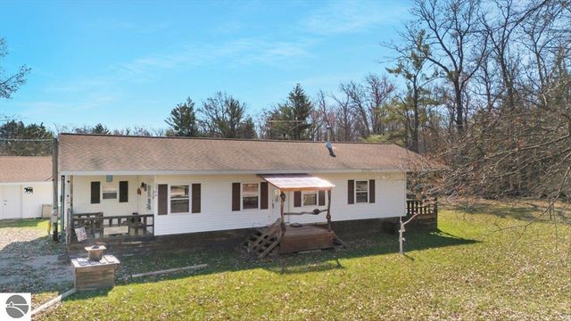 2564 National City Road, Hale, MI 48739