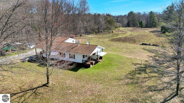 2564 National City Road, Hale, MI 48739