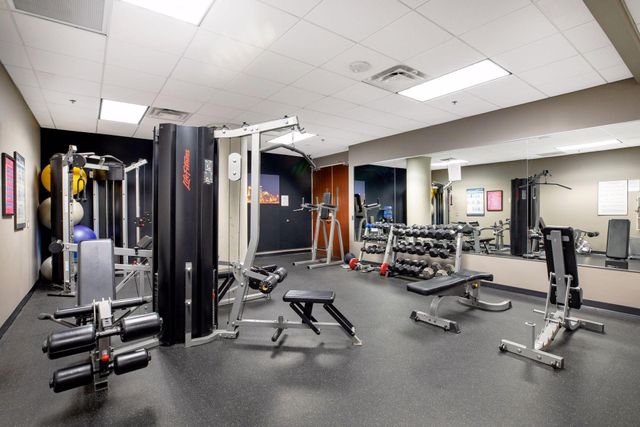 5601 Smetana Drive 512, Minnetonka, MN 55343