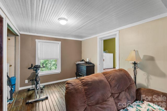 43 Candler School Road, Candler, NC 28715