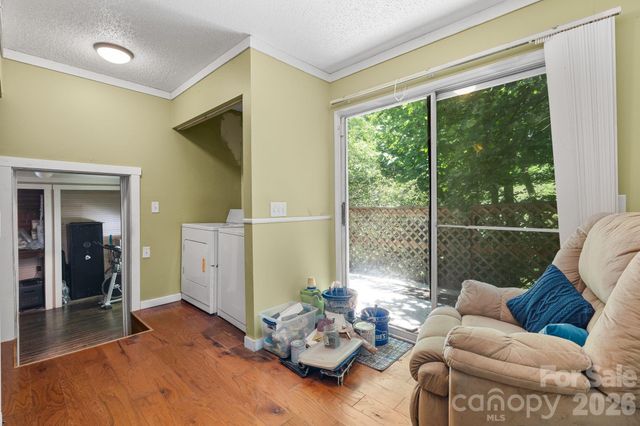43 Candler School Road, Candler, NC 28715