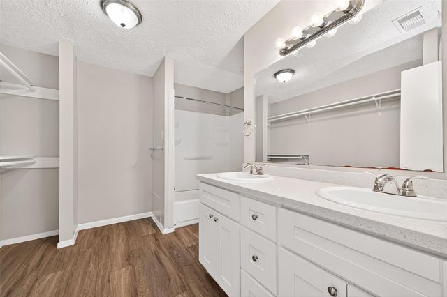 13215 Vista Oro Drive, Houston, TX 77041