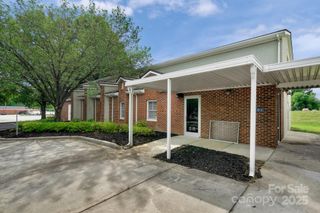 1201 Colonial Commons Court, Lancaster, SC 29720