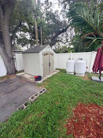 6645 Sheridan Street, Hollywood, FL 33024