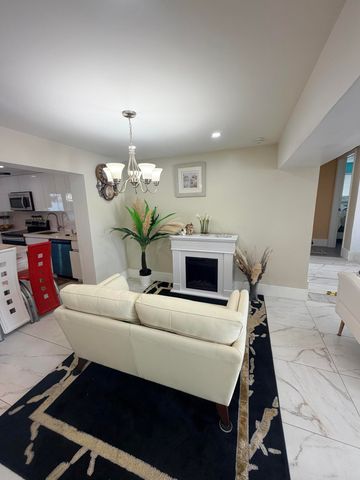 6645 Sheridan Street, Hollywood, FL 33024