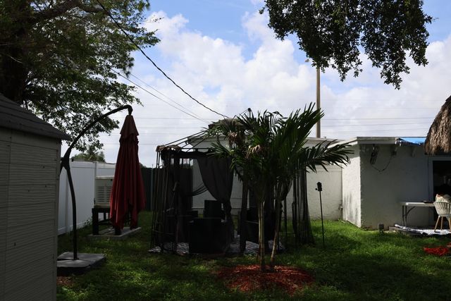 6645 Sheridan Street, Hollywood, FL 33024