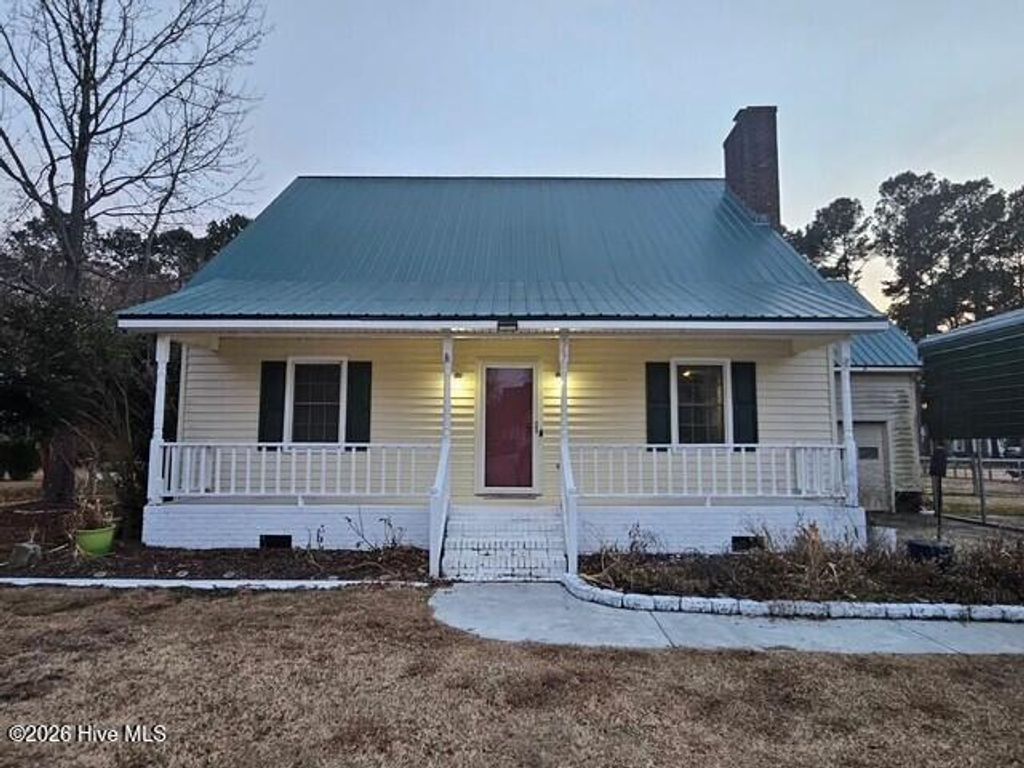 567 Ridge Drive, Winterville, NC 28590