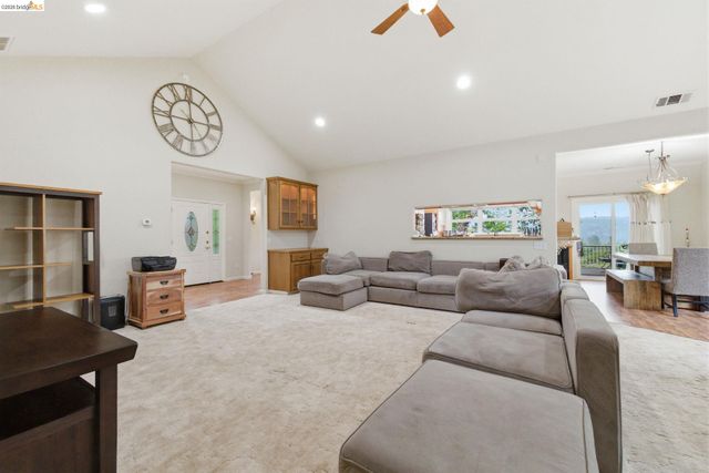 13919 Stanton Circle, Sonora, CA 95370