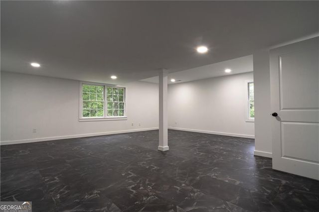 69 N Hearn Road, Ellenwood, GA 30294