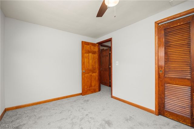 4905 Pinewood Drive, Sheffield Lake, OH 44054