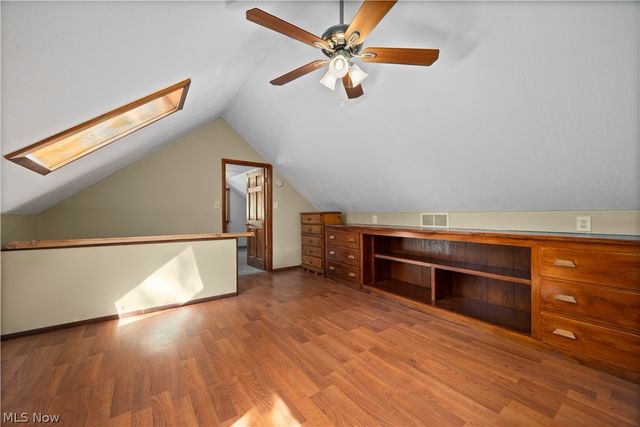 4905 Pinewood Drive, Sheffield Lake, OH 44054