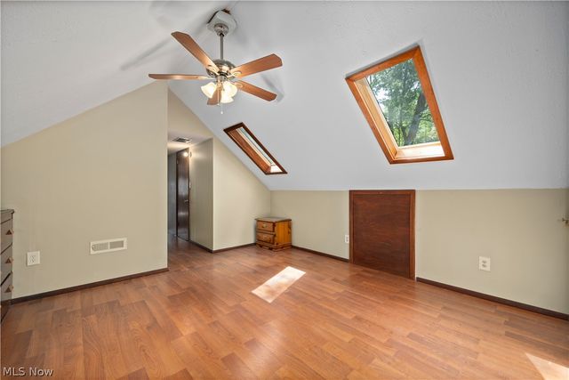 4905 Pinewood Drive, Sheffield Lake, OH 44054