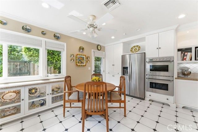 4467 Babcock Avenue, Studio City (los Angeles), CA 91604