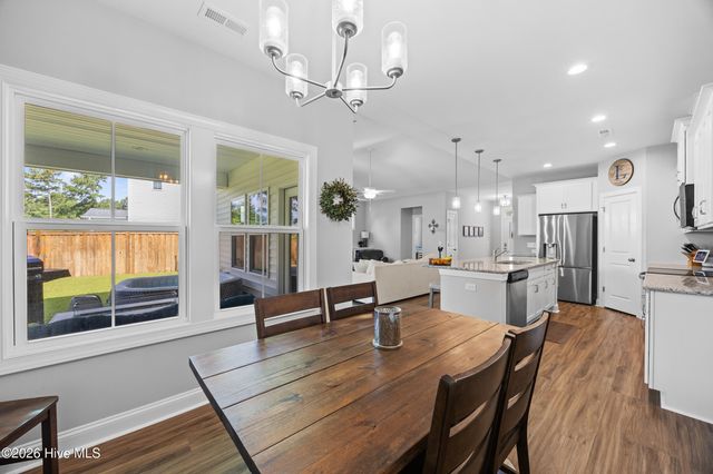 274 Langston Road, Hampstead, NC 28443