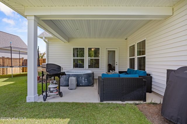 274 Langston Road, Hampstead, NC 28443