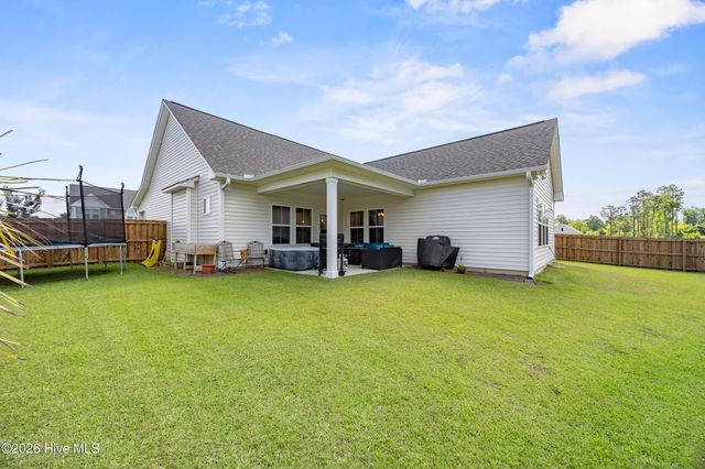 274 Langston Road, Hampstead, NC 28443