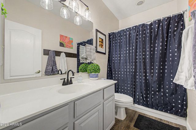 1843 E APPALOOSA Road, Gilbert, AZ 85296
