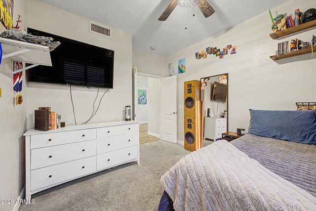 1843 E APPALOOSA Road, Gilbert, AZ 85296