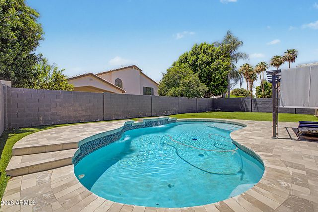 1843 E APPALOOSA Road, Gilbert, AZ 85296