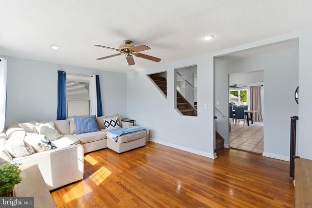 20 KENWOOD TER, Hamilton, NJ 08610