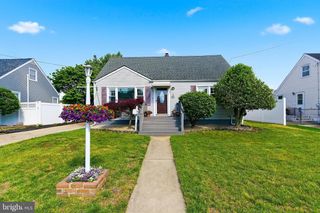 20 KENWOOD TER, Hamilton, NJ 08610
