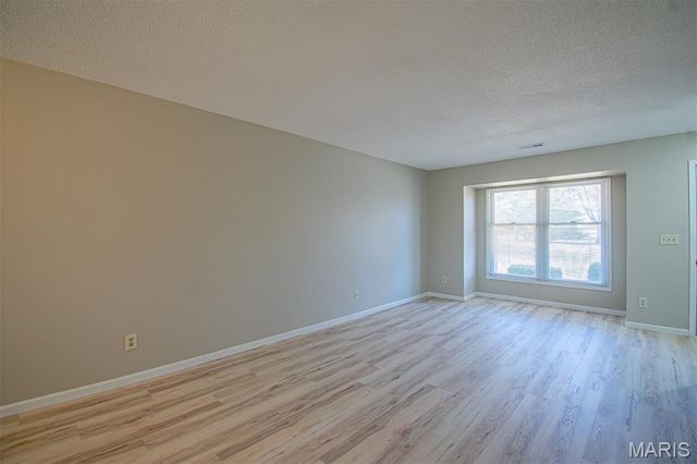 30 TARPON Court, Florissant, MO 63033