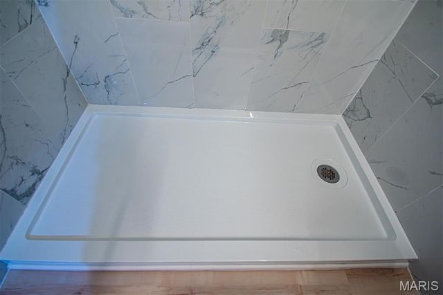 30 TARPON Court, Florissant, MO 63033