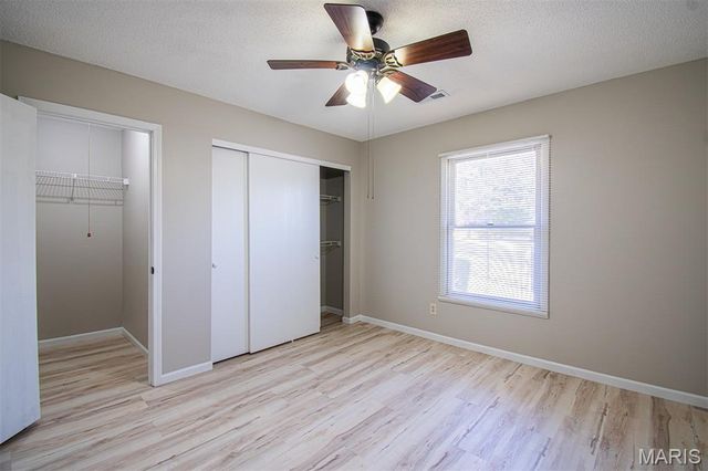 30 TARPON Court, Florissant, MO 63033