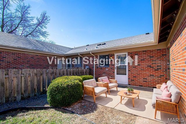 30 TARPON Court, Florissant, MO 63033