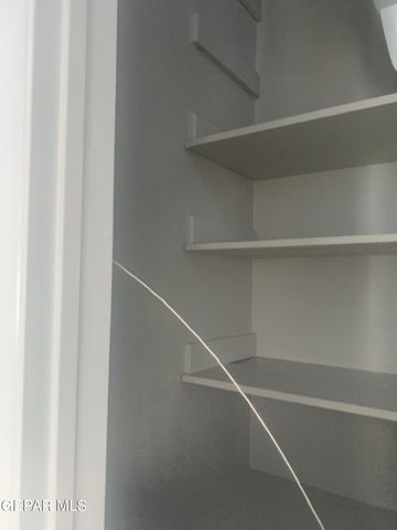 5942 FLOUNDER Drive, El Paso, TX 79924