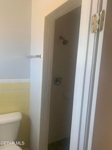 5942 FLOUNDER Drive, El Paso, TX 79924