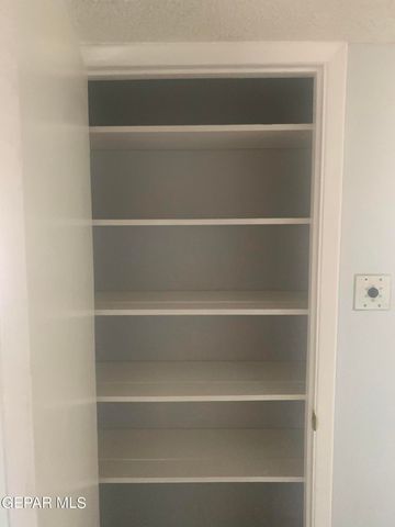 5942 FLOUNDER Drive, El Paso, TX 79924