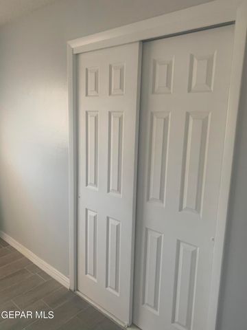 5942 FLOUNDER Drive, El Paso, TX 79924