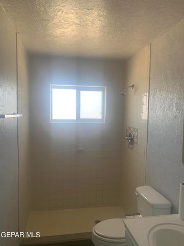 5942 FLOUNDER Drive, El Paso, TX 79924