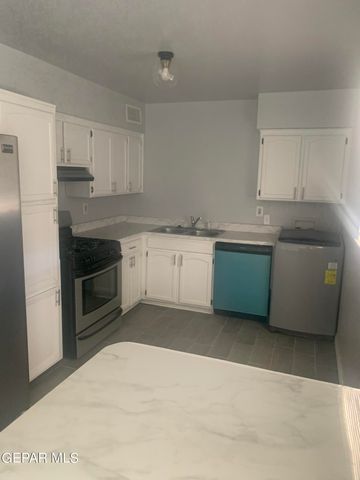 5942 FLOUNDER Drive, El Paso, TX 79924