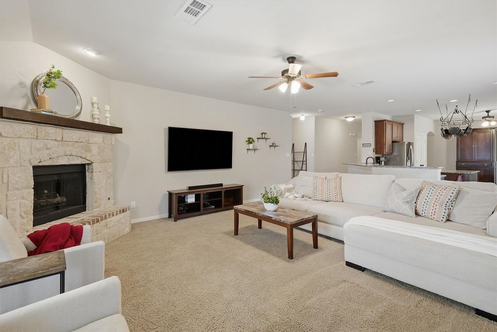 8649 Running River Lane, Fort Worth, TX 76131 — photo 3