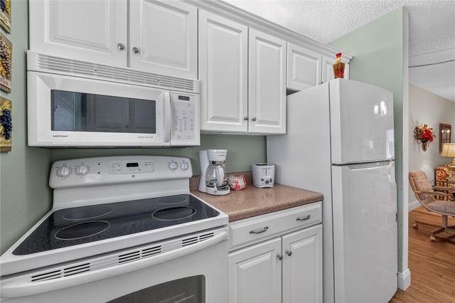 4801 AIRPORT ROAD 119, Zephyrhills, FL 33542