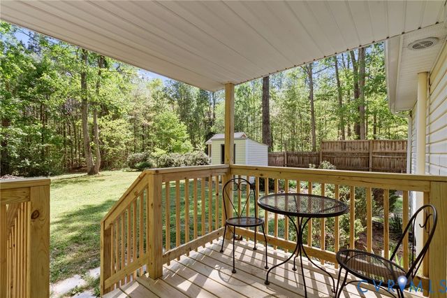 67 Deer Dr, Gum Spring, VA 23065