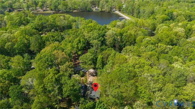 67 Deer Dr, Gum Spring, VA 23065