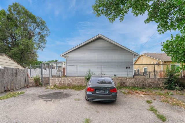 1158 S Navajo Street, Denver, CO 80223