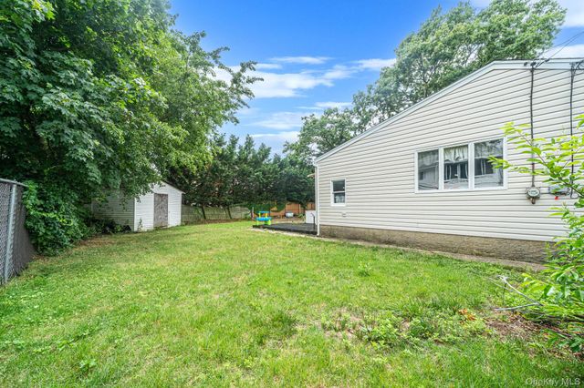 1231 10th Street, West Babylon, NY 11704
