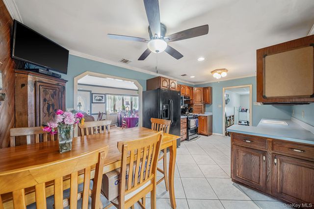 1231 10th Street, West Babylon, NY 11704