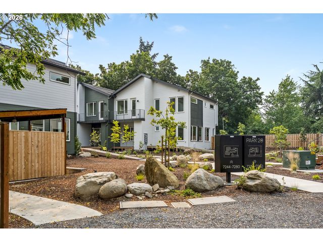 7252 Ne Going St, Portland, OR 97218