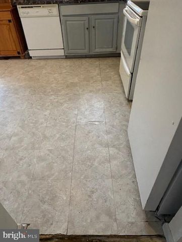 2254 BRIDLE PATH DR, Waldorf, MD 20601