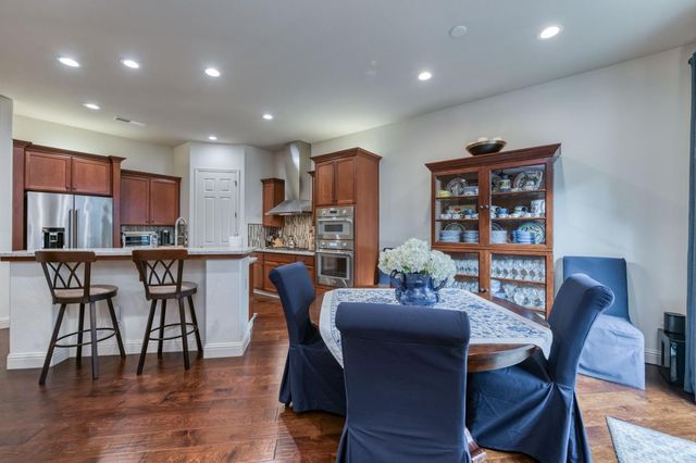 1557 E Via Estrella Dr, Fresno, CA 93730