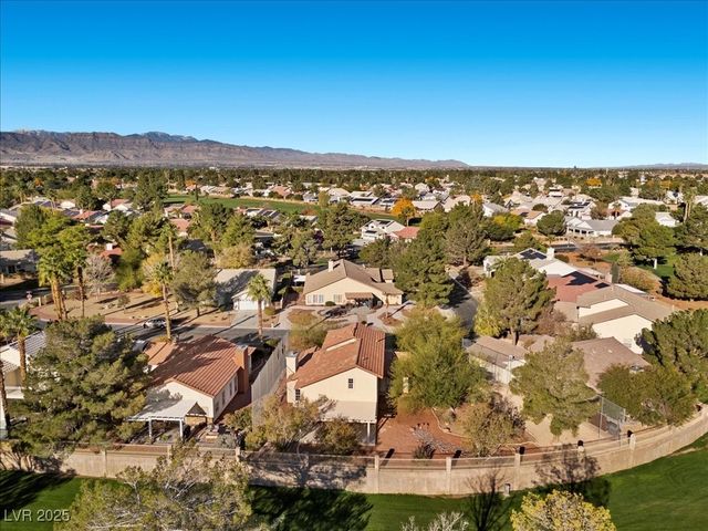 5216 Desert Star Drive, Las Vegas, NV 89130