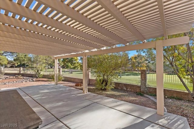 5216 Desert Star Drive, Las Vegas, NV 89130